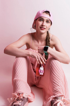 Load the image into the Gallery viewer, Hello Kitty Sweet Pink Sparkling Rosé
