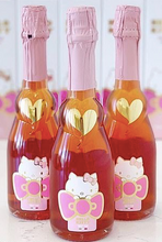 Carica l&#39;immagine nel visualizzatore di Gallery, Hello Kitty Sweet Pink Spumante Rosè Elefante morbido con cuore rosso &quot;non dimenticare ti amo&quot;
